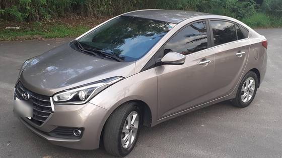 HYUNDAI HB20S 1.6 PREMIUM 16V FLEX 4P AUTOMÁTICO